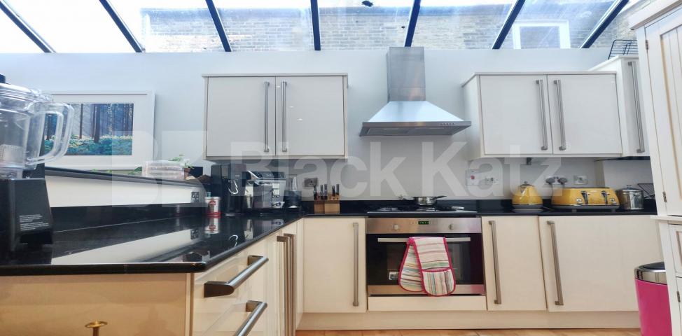 			LET, 2 Bedroom, 1 bath, 1 reception Apartment			 Fernlea Road, Balham